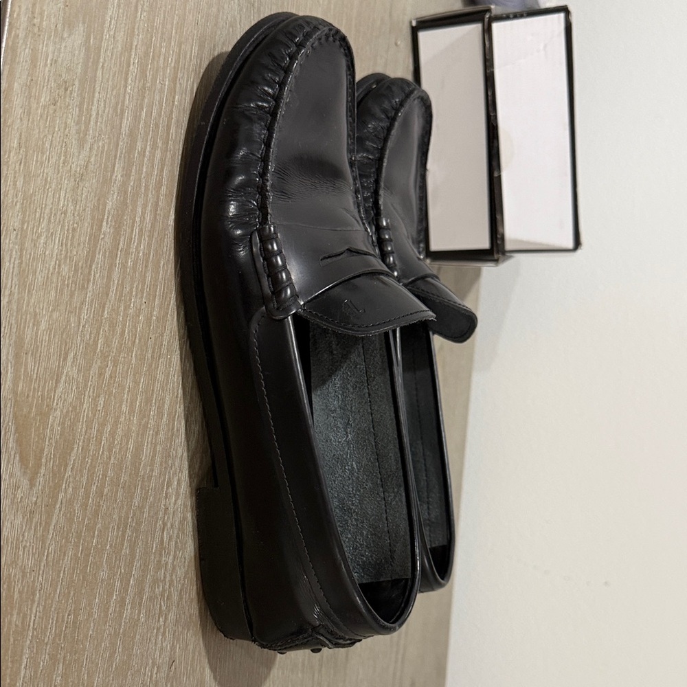 Tod's Black Leather Loafers for women - Picture 3 of 4